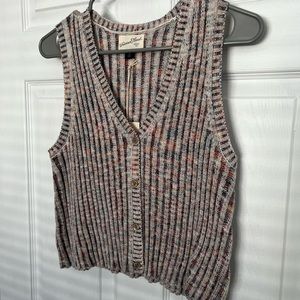 Universal Thread top
